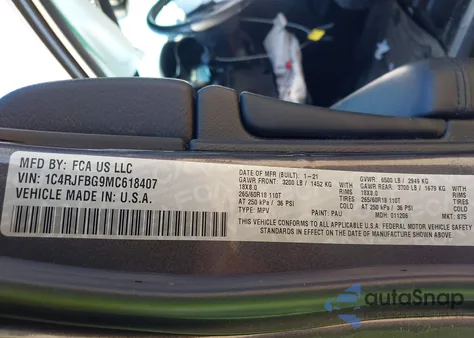 2021 Jeep Grand Cherokee Limited 4X4 from USA, damaged, VIN 1C4RJFBG9MC618407